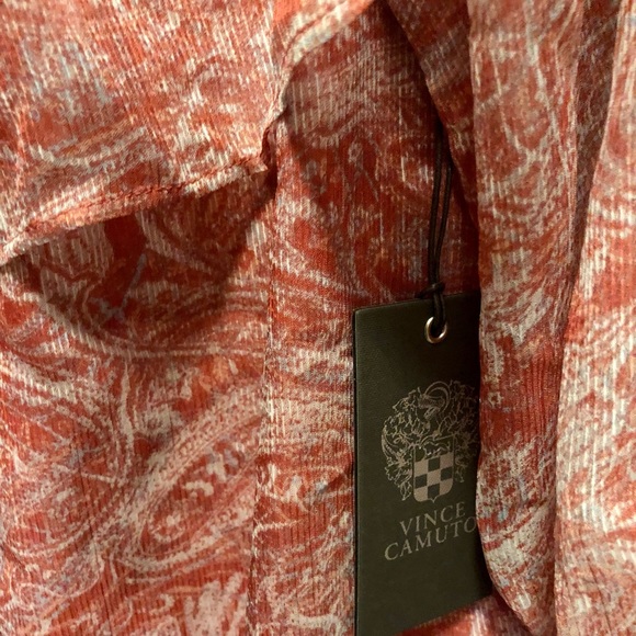 Vince Camuto Off Shoulder Top NWT! - Picture 8 of 9